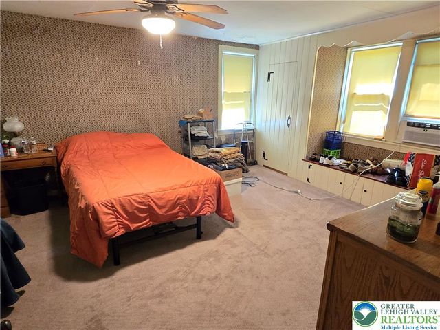 105 Browns Drive, Easton, PA 18042