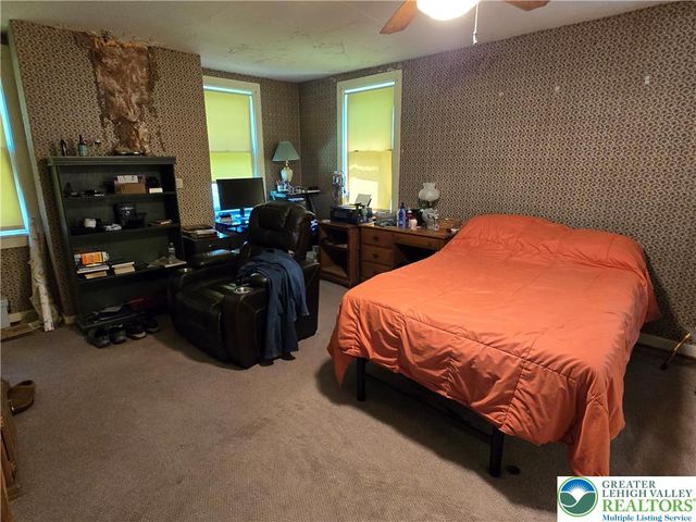 105 Browns Drive, Easton, PA 18042