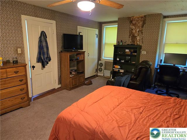105 Browns Drive, Easton, PA 18042