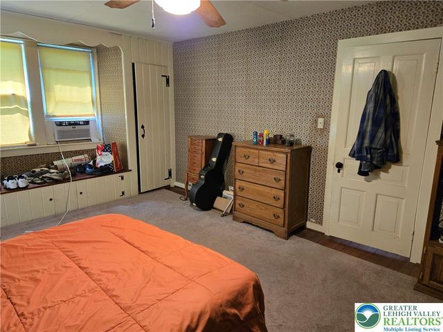 105 Browns Drive, Easton, PA 18042