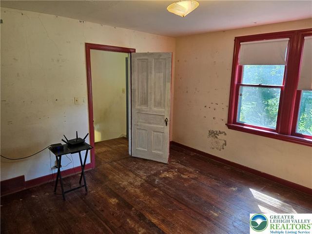 105 Browns Drive, Easton, PA 18042