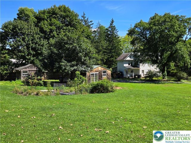 105 Browns Drive, Easton, PA 18042