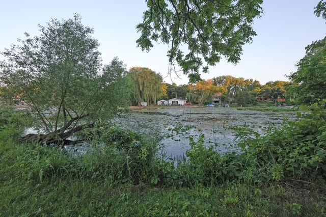 17422 Judicial Road, Lakeville, MN 55044