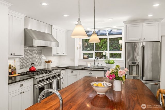5421 228th Avenue NE, Redmond, WA 98053