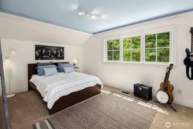 5421 228th Avenue NE, Redmond, WA 98053