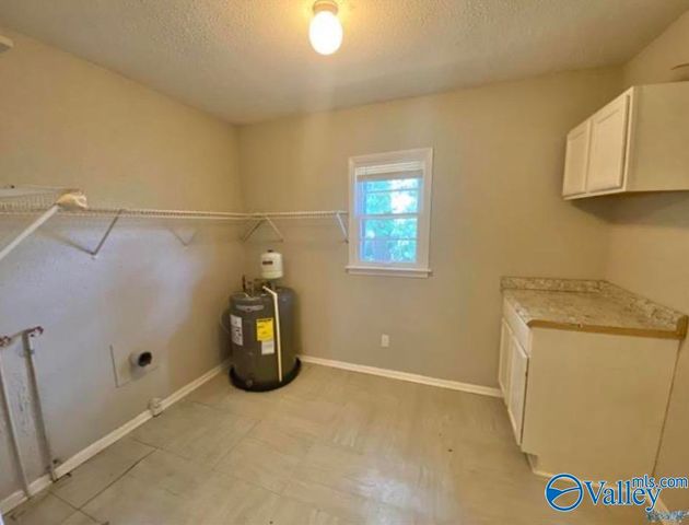2614 Craft Avenue NW, Huntsville, AL 35816