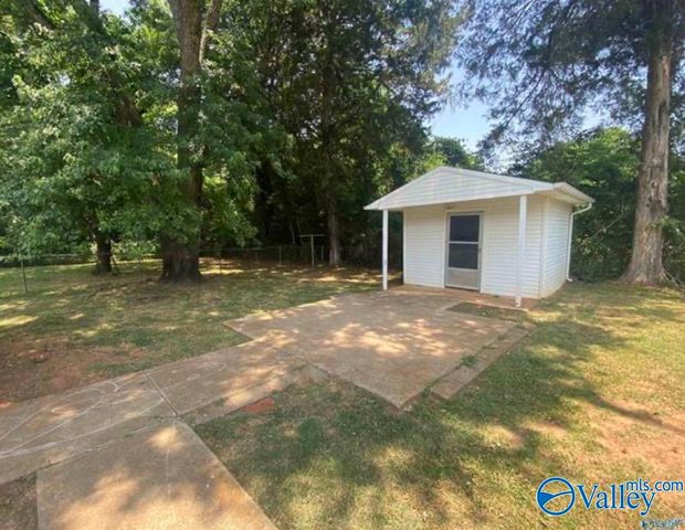 2614 Craft Avenue NW, Huntsville, AL 35816