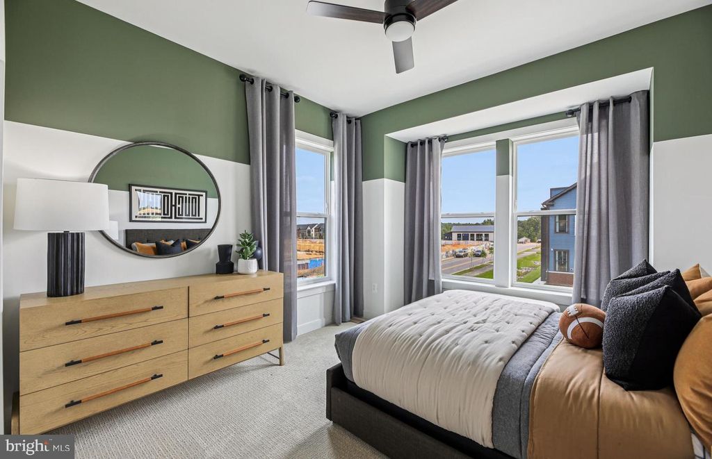 Image 14 of property listing at 1122 CRESTED WOOD DR, Laurel, MD 20724