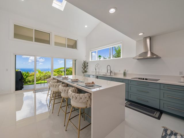 1179 Ikena Circle, Honolulu, HI 96821