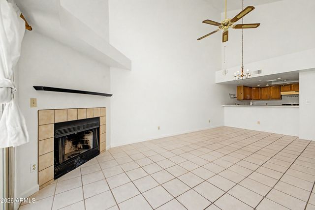 2019 W LEMON TREE Place 1145, Chandler, AZ 85224