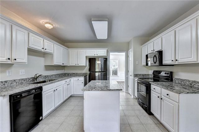 3460 Maple Terrace Drive, Suwanee, GA 30024