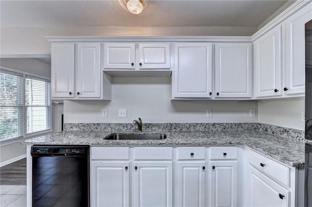 3460 Maple Terrace Drive, Suwanee, GA 30024