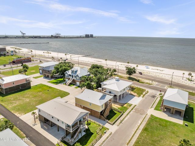 430 Woodward Avenue, Gulfport, MS 39501