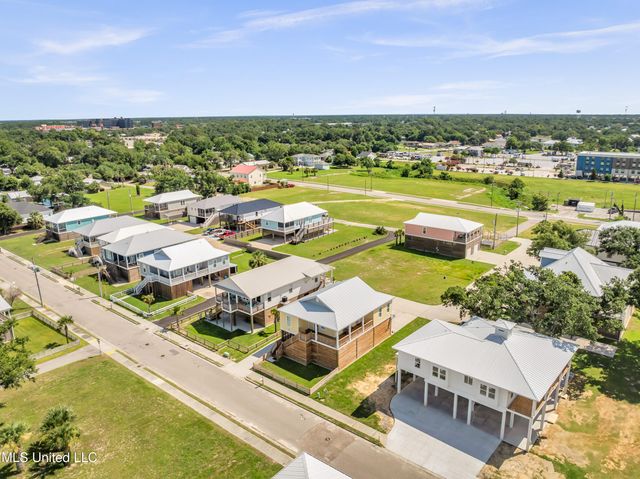 430 Woodward Avenue, Gulfport, MS 39501