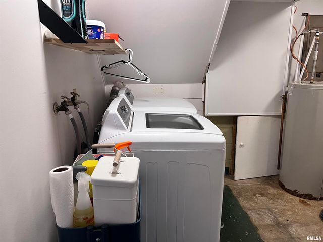 400 Massey Lane, Jacksonville, IL 62650