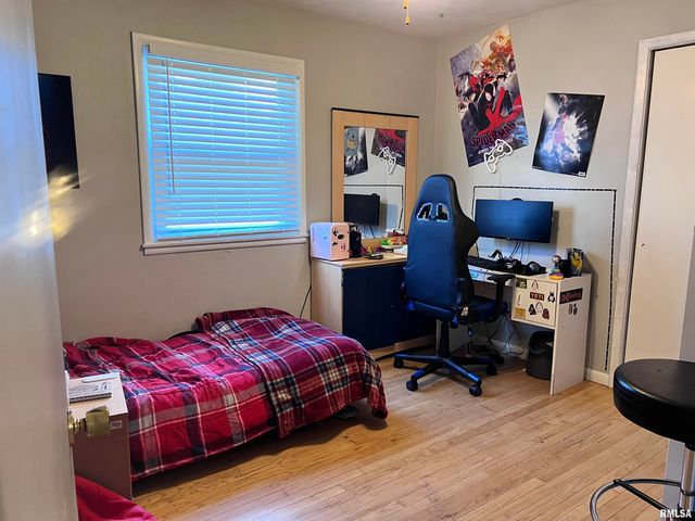 400 Massey Lane, Jacksonville, IL 62650