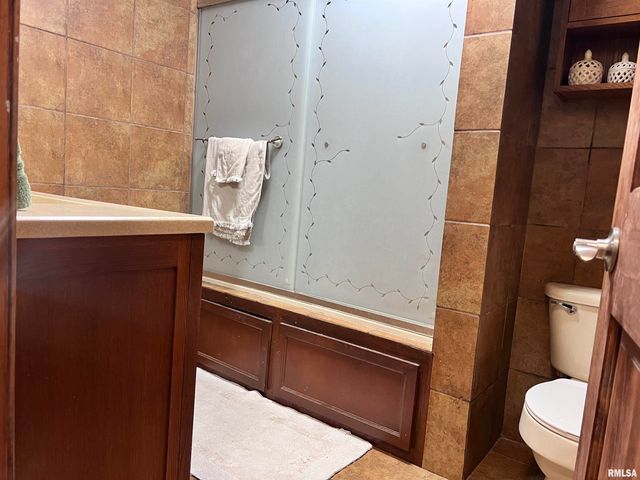 400 Massey Lane, Jacksonville, IL 62650