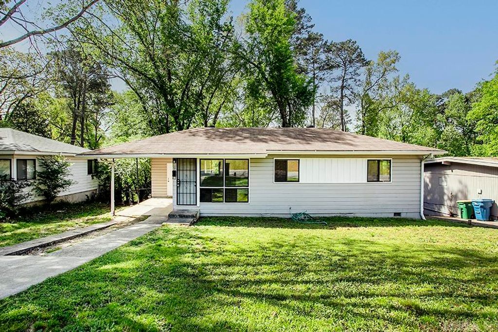 61 S Meadowcliff Drive, Little Rock, AR 72209