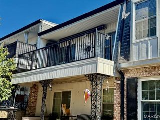 1716 Mayenne Court E, St Louis, MO 63125