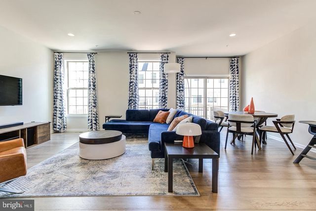 22669 NAUGATUCK SQ, Ashburn, VA 20148