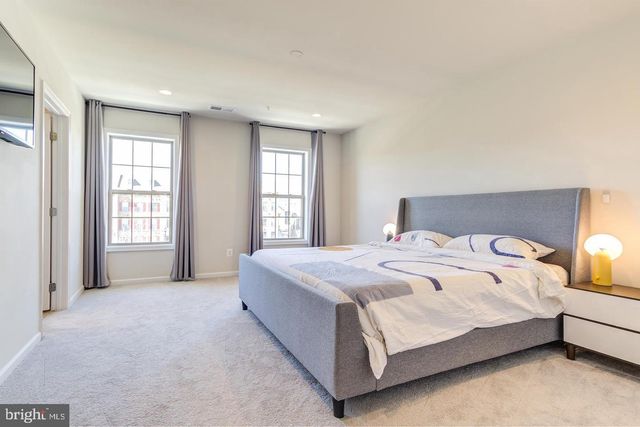 22669 NAUGATUCK SQ, Ashburn, VA 20148