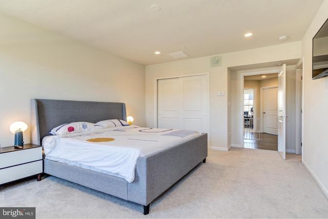 22669 NAUGATUCK SQ, Ashburn, VA 20148