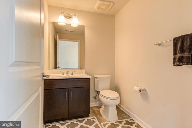 22669 NAUGATUCK SQ, Ashburn, VA 20148