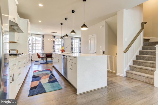 22669 NAUGATUCK SQ, Ashburn, VA 20148