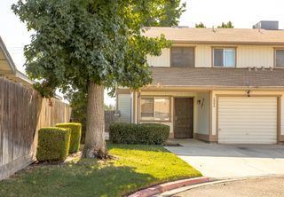 2046 E Laura Avenue, Visalia, CA 93292