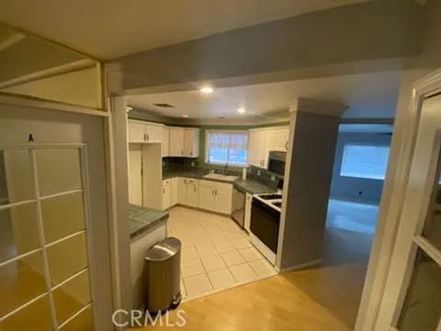 1667 Las Virgenes Canyon 11, Calabasas, CA 91302