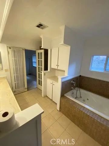 1667 Las Virgenes Canyon 11, Calabasas, CA 91302