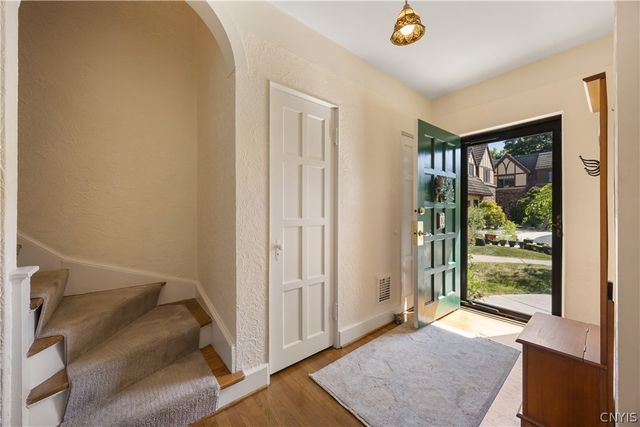 3401 James Street 16, Syracuse, NY 13206