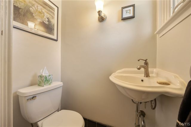 3401 James Street 16, Syracuse, NY 13206