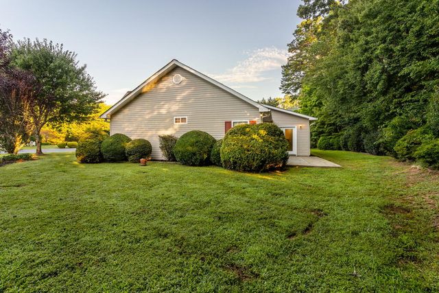 12 Hannah Circle, Blue Ridge, GA 30513