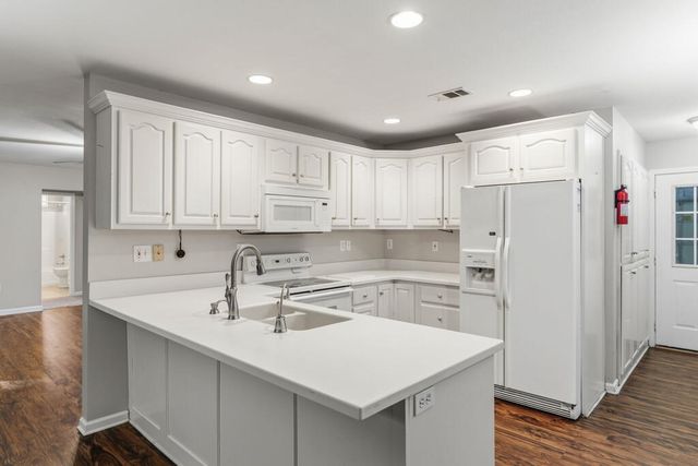 12 Hannah Circle, Blue Ridge, GA 30513