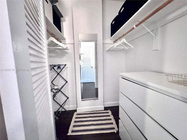 19390 Collins Ave 422, Sunny Isles Beach, FL 33160