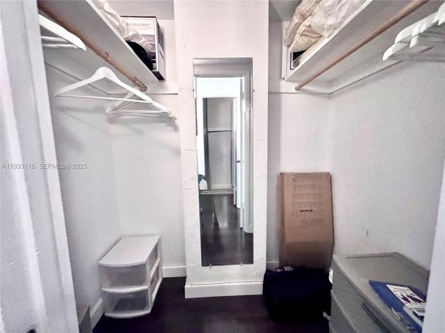 19390 Collins Ave 422, Sunny Isles Beach, FL 33160