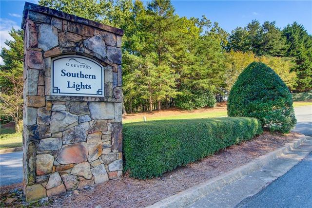 322 Tupelo Trail, Canton, GA 30114