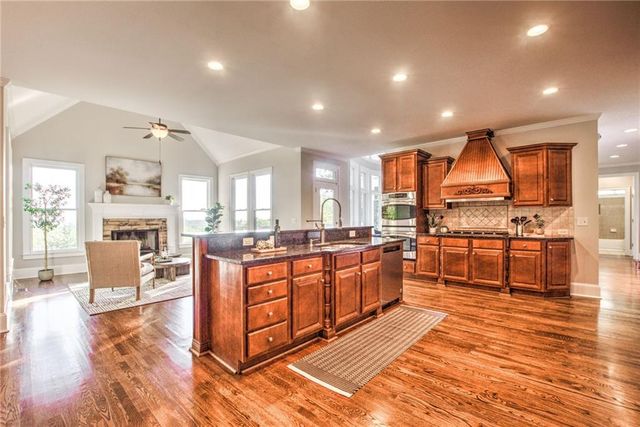 322 Tupelo Trail, Canton, GA 30114