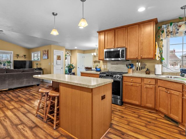 468 Pickett STREET, Plymouth, WI 53073