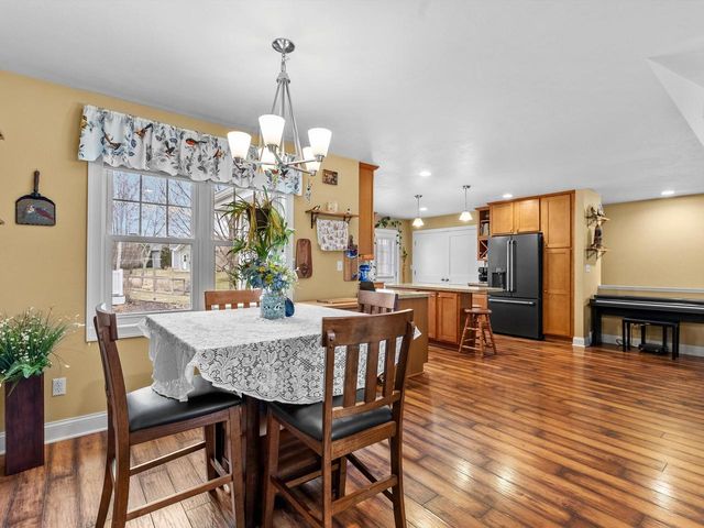 468 Pickett STREET, Plymouth, WI 53073