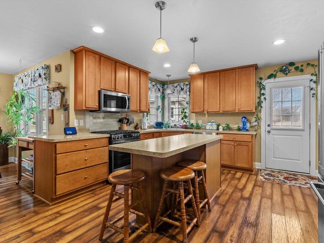 468 Pickett STREET, Plymouth, WI 53073