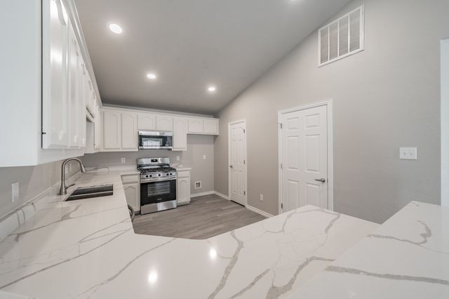 3028 Thicket Bend Court, Fort Worth, TX 76244