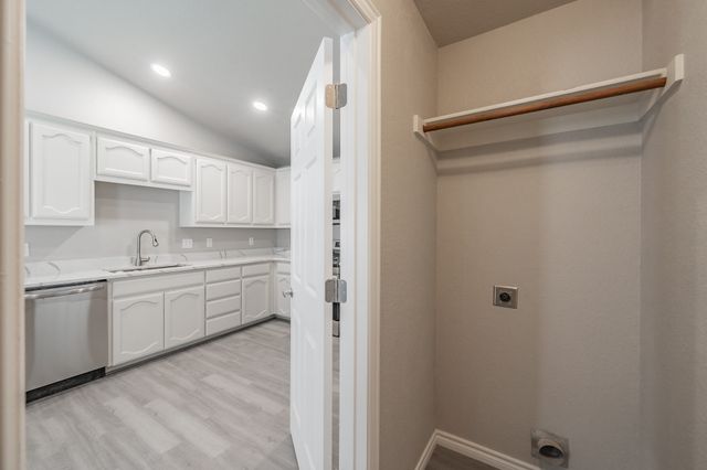 3028 Thicket Bend Court, Fort Worth, TX 76244