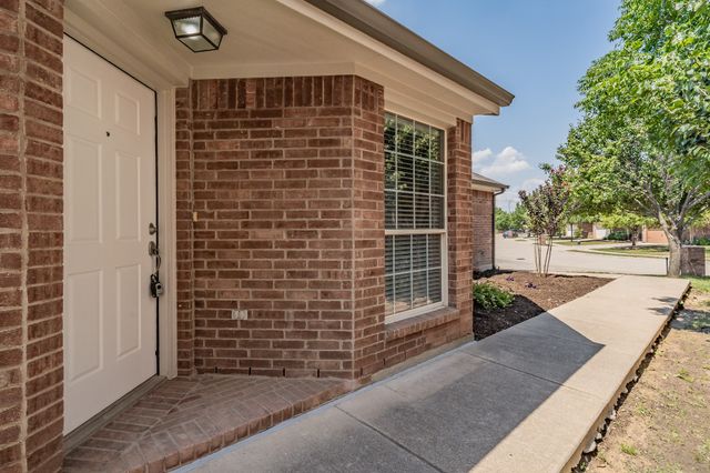3028 Thicket Bend Court, Fort Worth, TX 76244