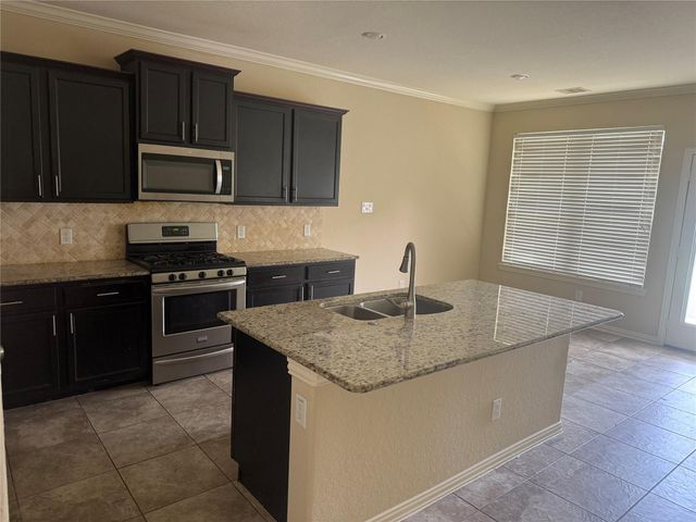 2614 Windy Vale Trail, Fresno, TX 77545