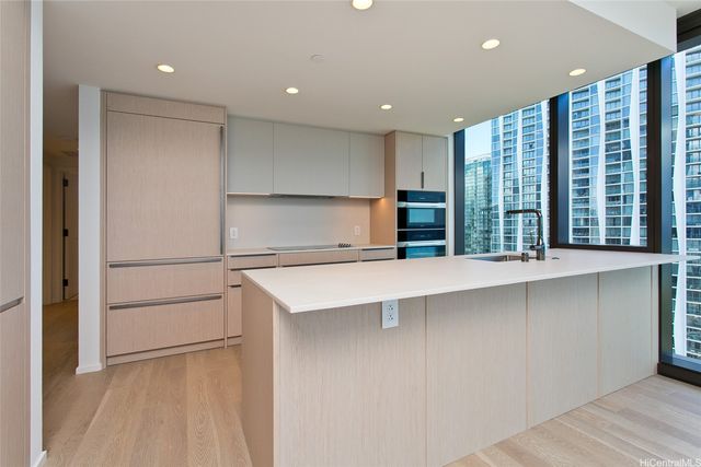 333 Ward Avenue 2500, Honolulu, HI 96814