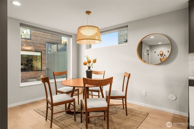 1105 Yakima Avenue S, Seattle, WA 98144