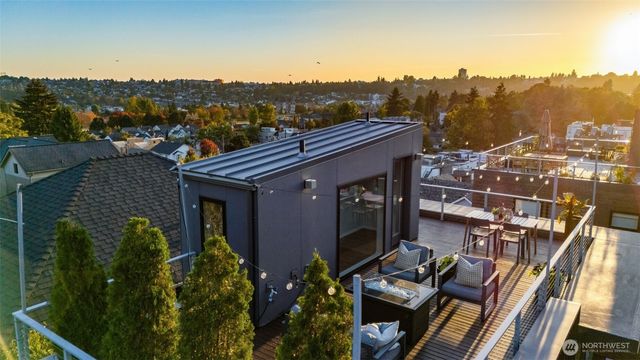 1105 Yakima Avenue S, Seattle, WA 98144