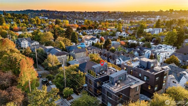 1105 Yakima Avenue S, Seattle, WA 98144